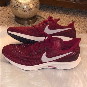 Brand new men’s Nike zoom